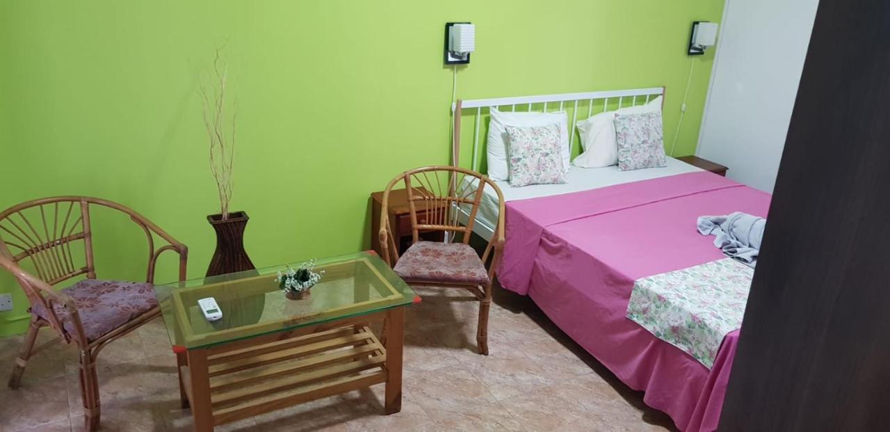 Lebovallon B&B Mahébourg Екстериор снимка