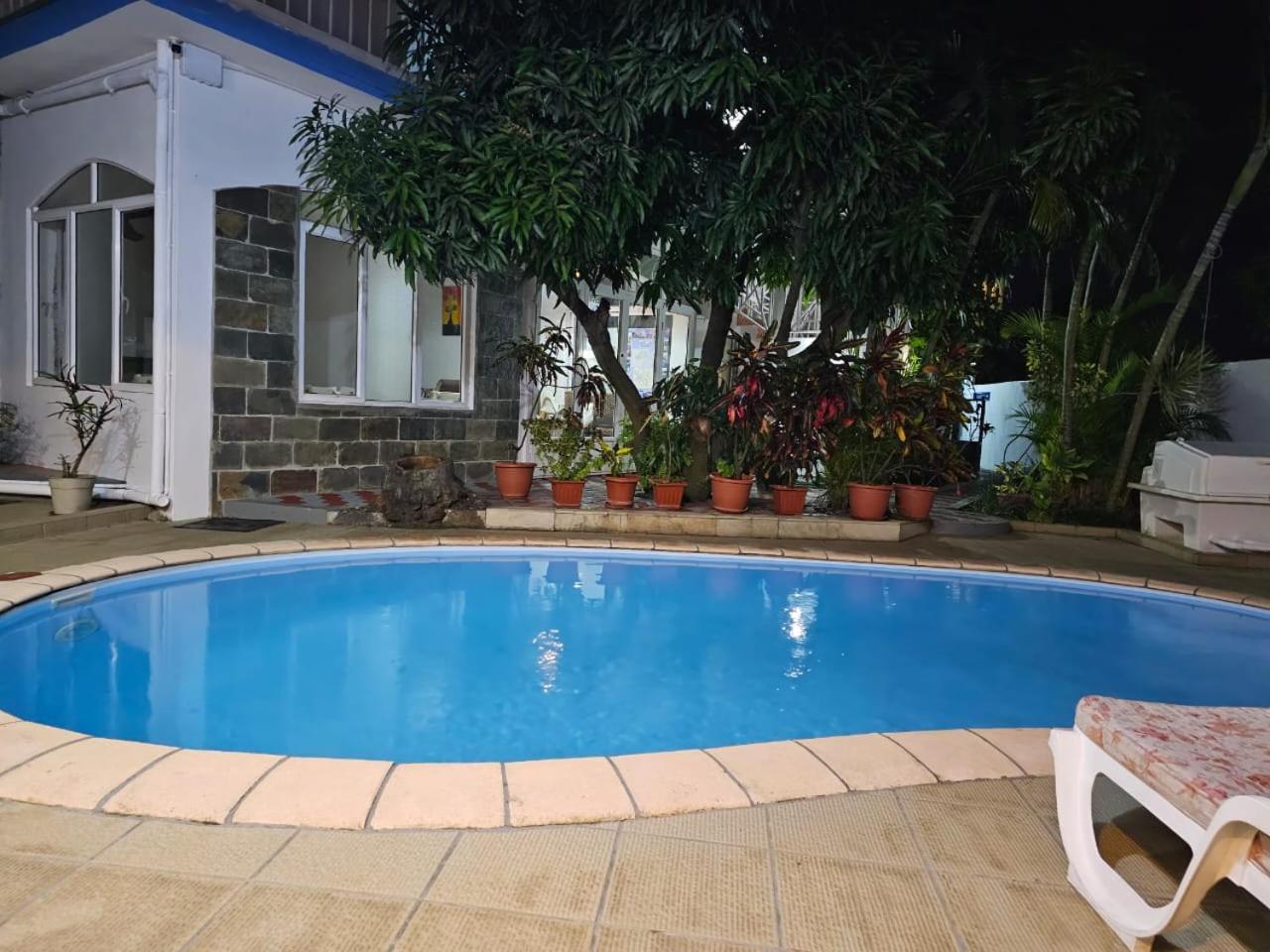 Lebovallon B&B Mahébourg Екстериор снимка