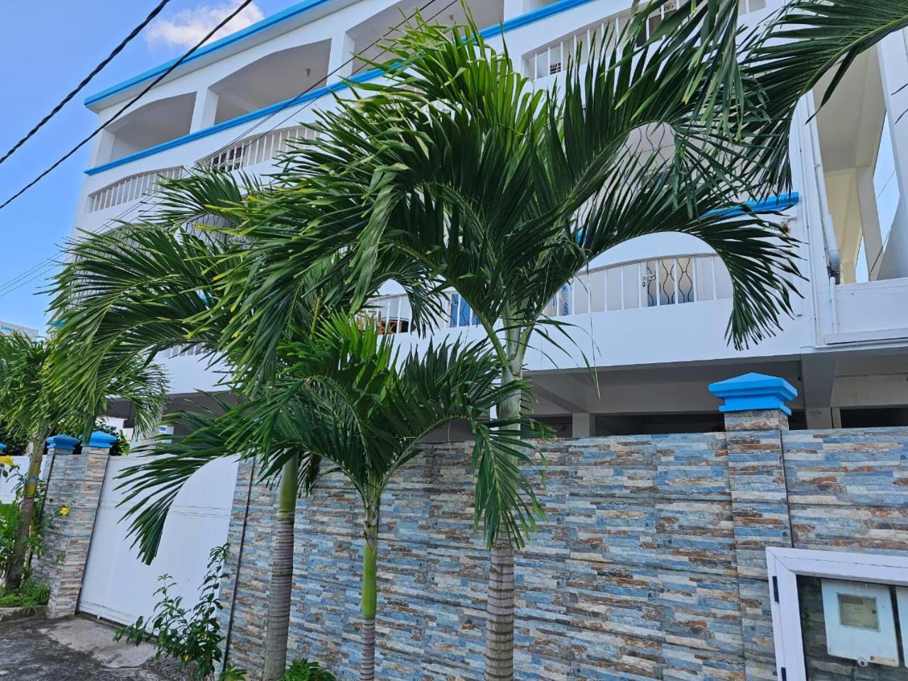Lebovallon B&B Mahébourg Екстериор снимка